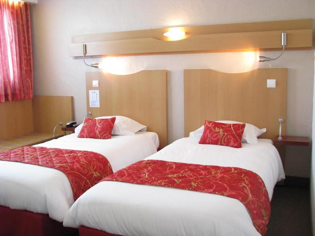Hotel Atalante Annemasse Zimmer foto