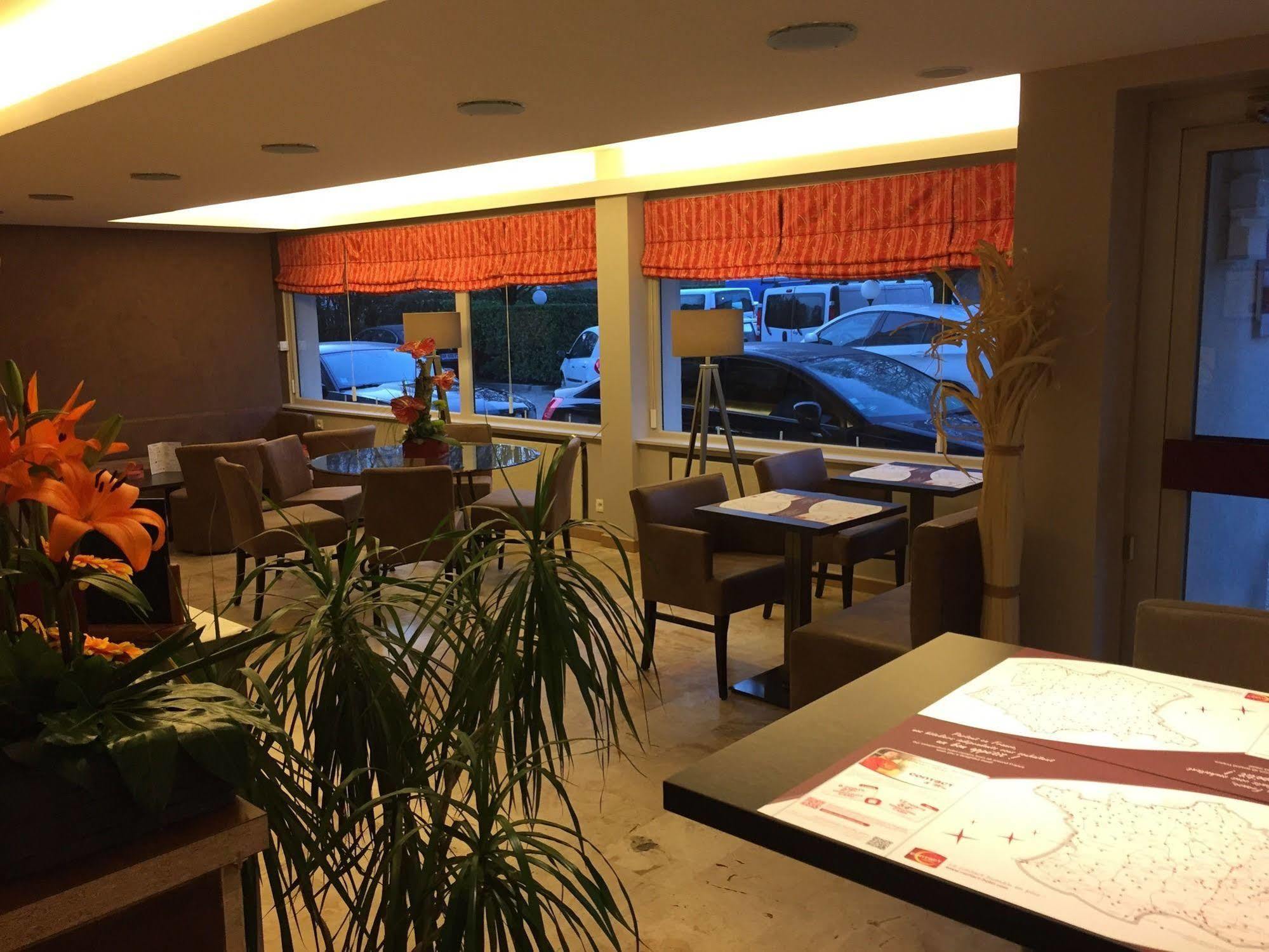 Hotel Atalante Annemasse Exterior foto